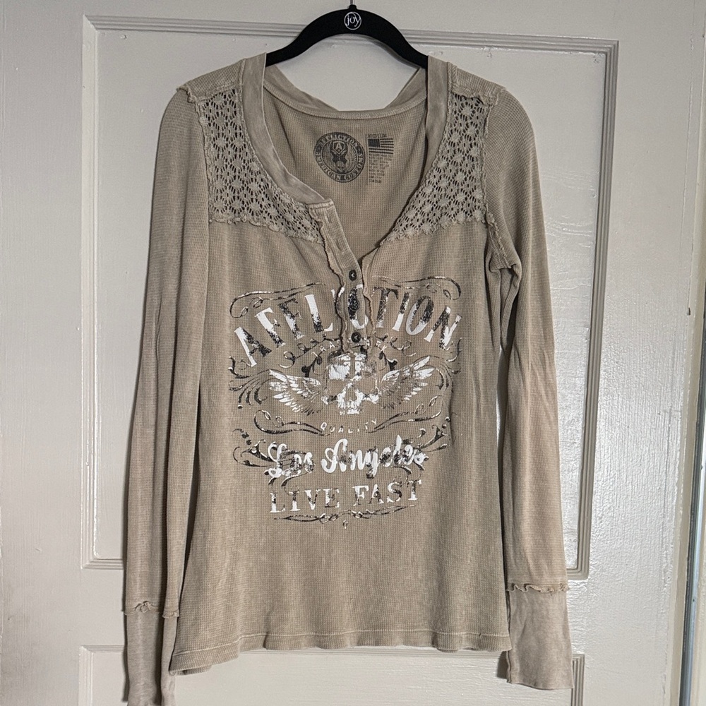 Affliction Women's Tan Graphic Long Sleeve Blouse
